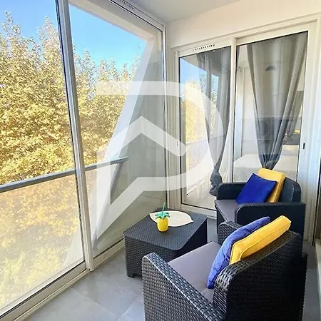 Apartment Motte Centre 40m² T2 *