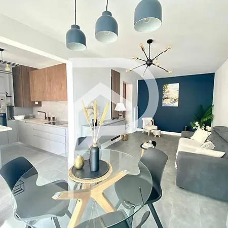 Apartment Motte Centre 40m² T2 *